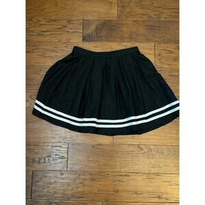 Hot Topic Skirt SMALL Pleated Mini Skate Black Cosplay Schoolgirl Cheer 90s